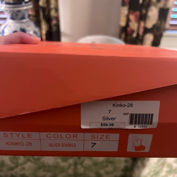 De Blossom Collection party heels Size 7 - Picture 7 of 7